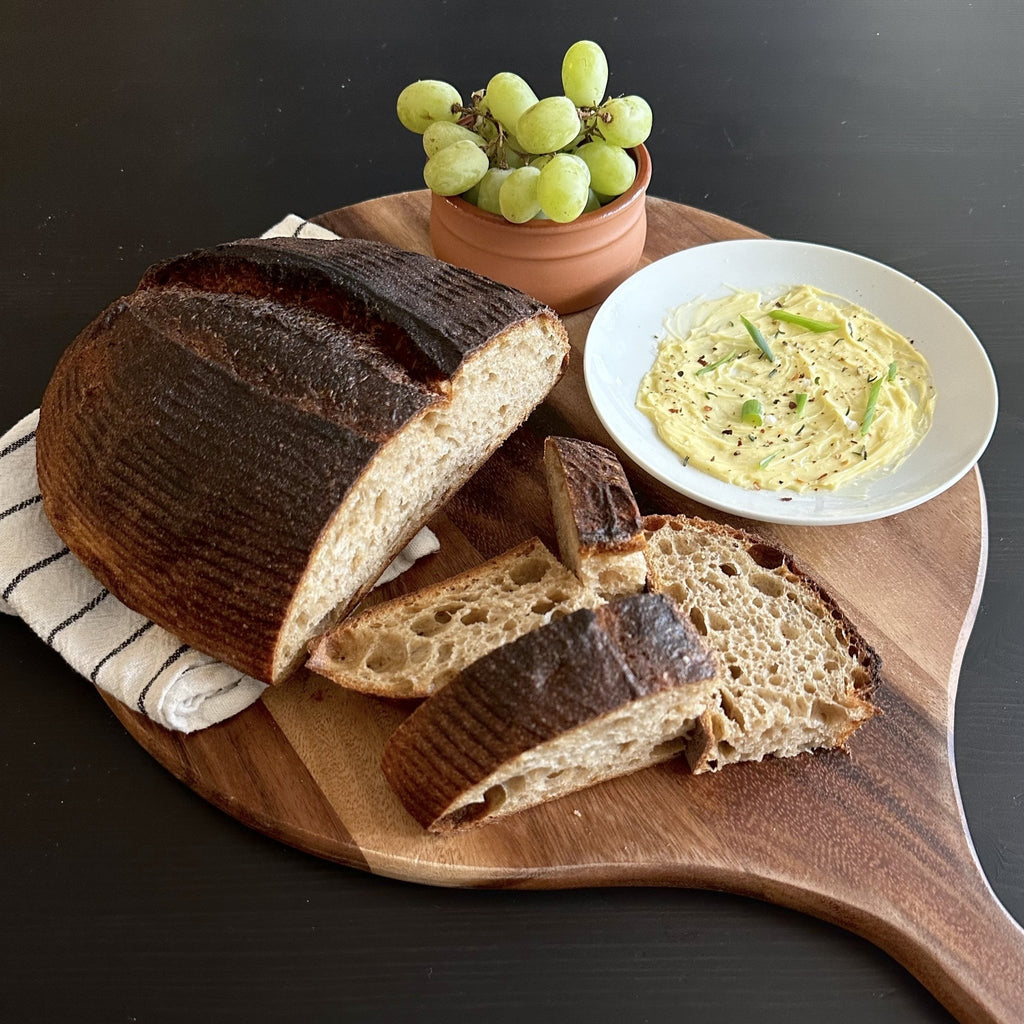 Round Cutting / Charcuterie Board - Rustic Avenue
