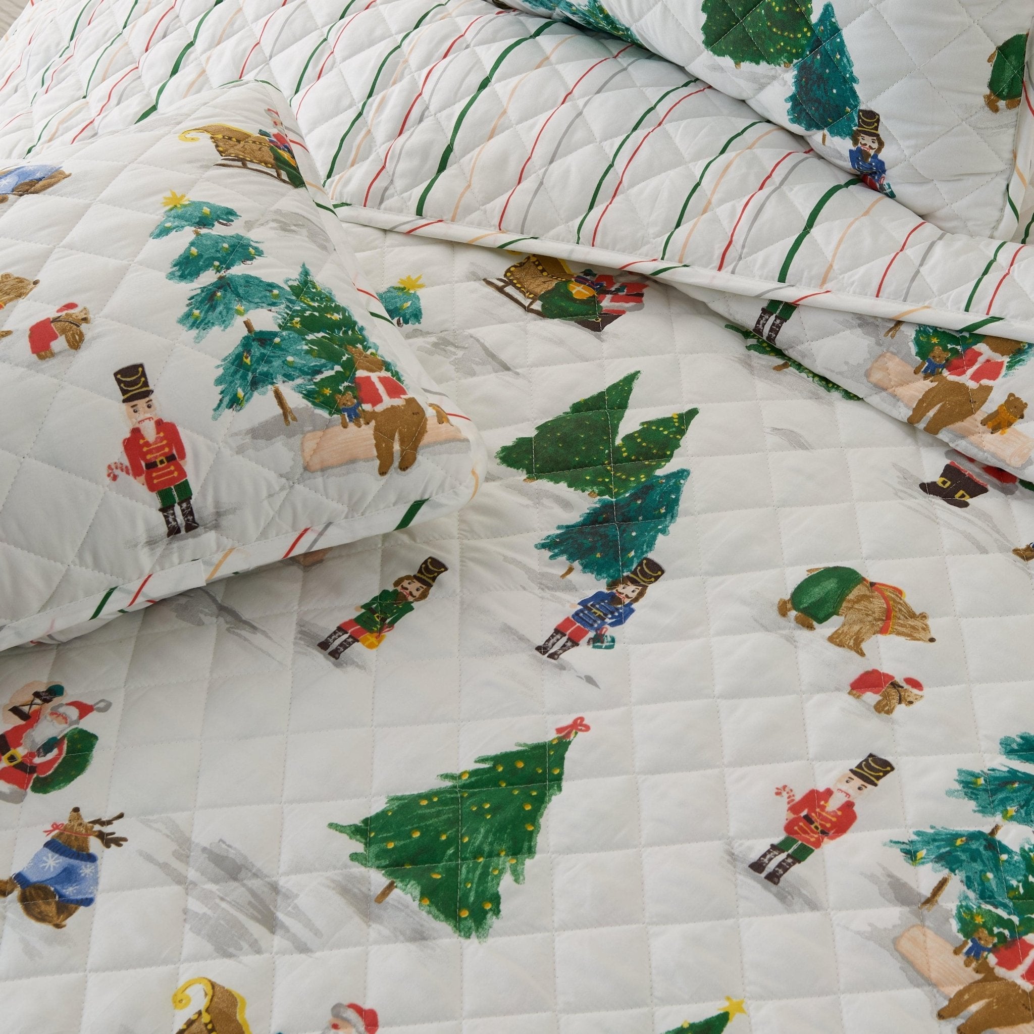 3 Piece Christmas Quilt - Mittens Collection - Rustic Avenue
