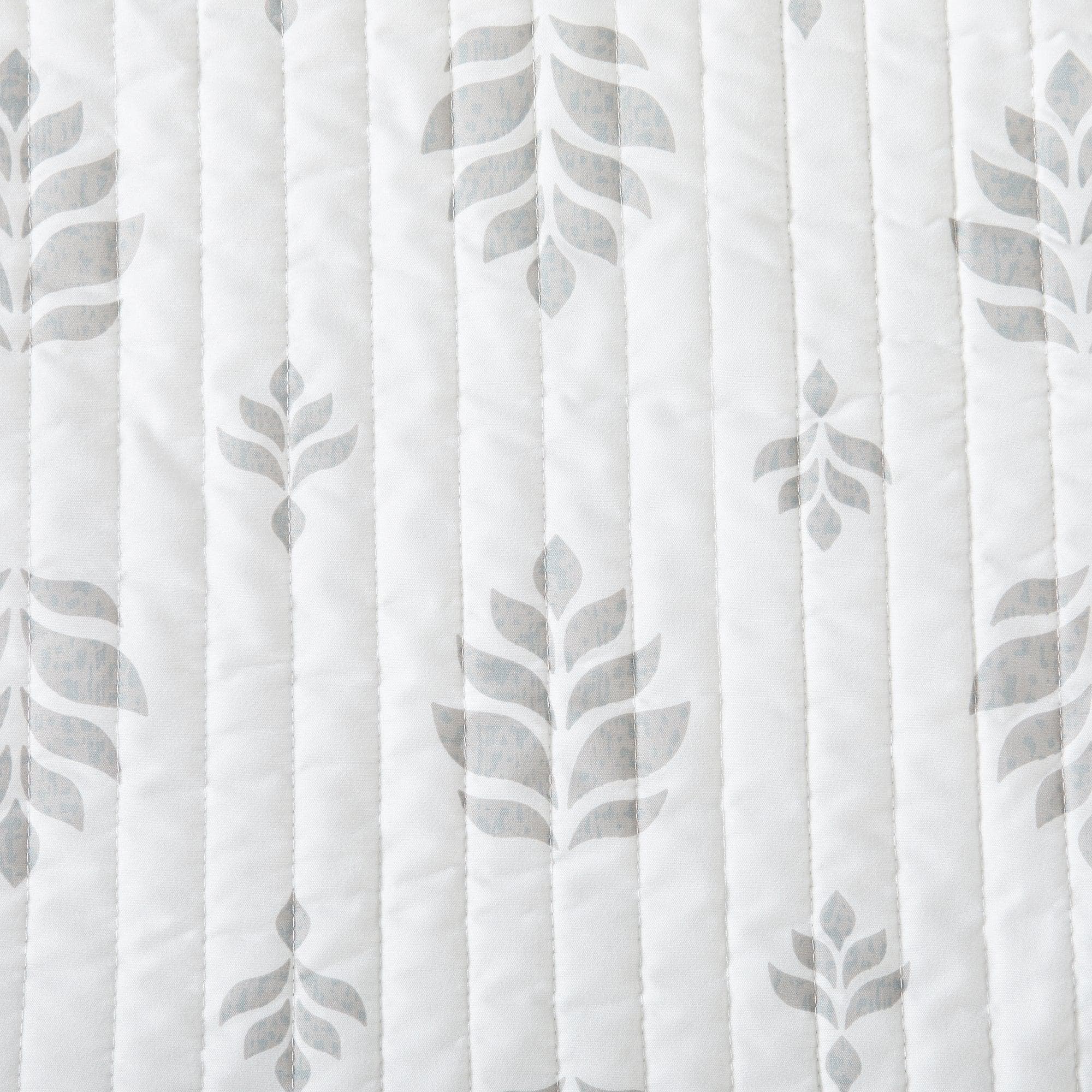 3 - Piece French Floral Quilt - Colette Collection - Rustic Avenue