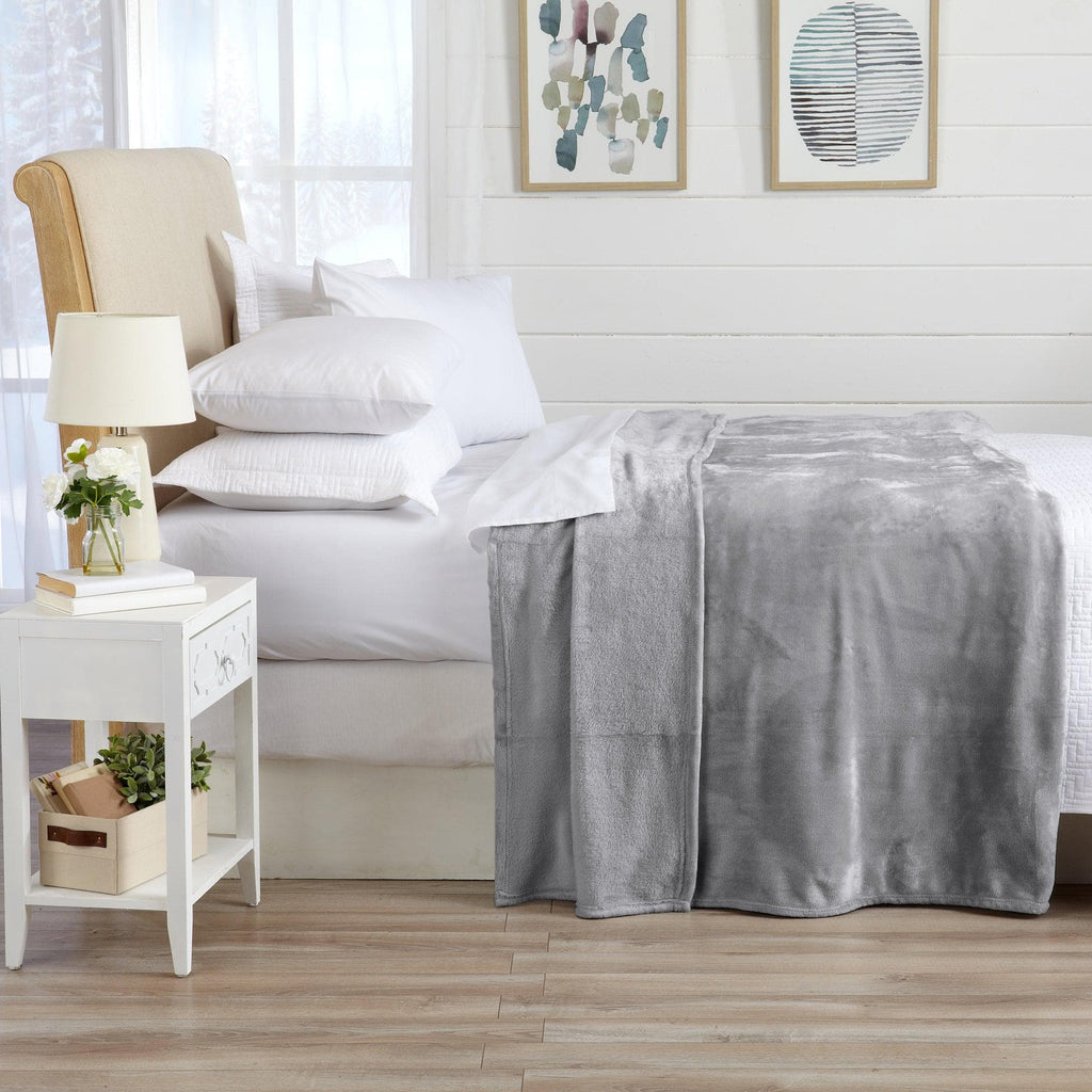 Velvet Plush Blanket - Avianna Collection - Rustic Avenue