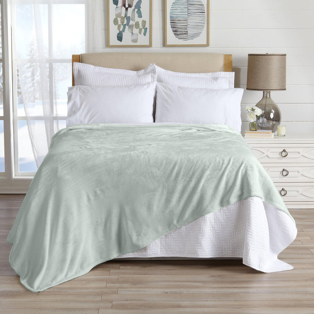 Velvet Plush Blanket - Avianna Collection - Rustic Avenue