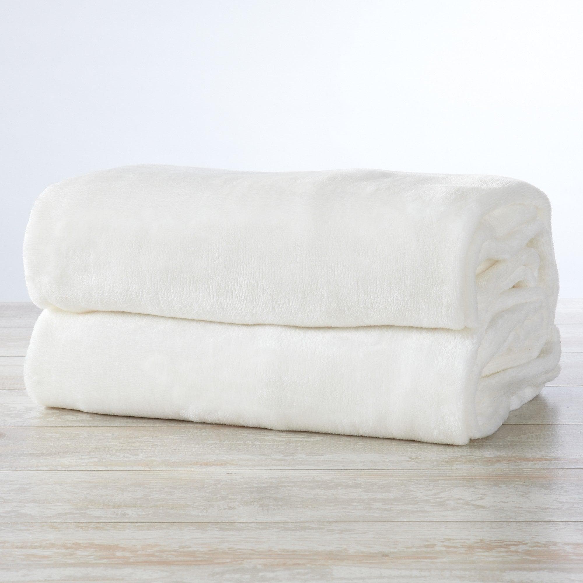 Velvet Plush Blanket - Avianna Collection - Rustic Avenue
