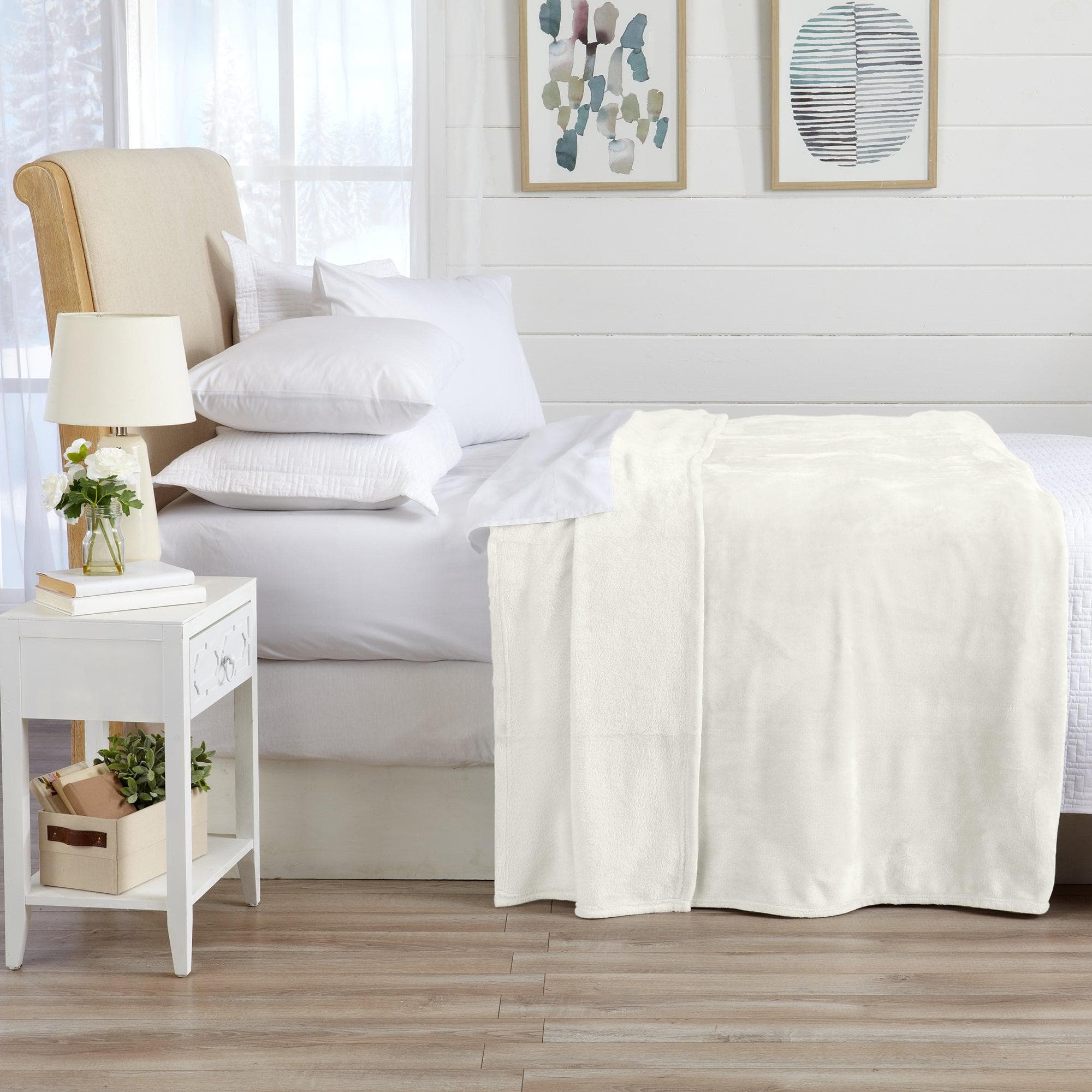 Velvet Plush Blanket - Avianna Collection - Rustic Avenue