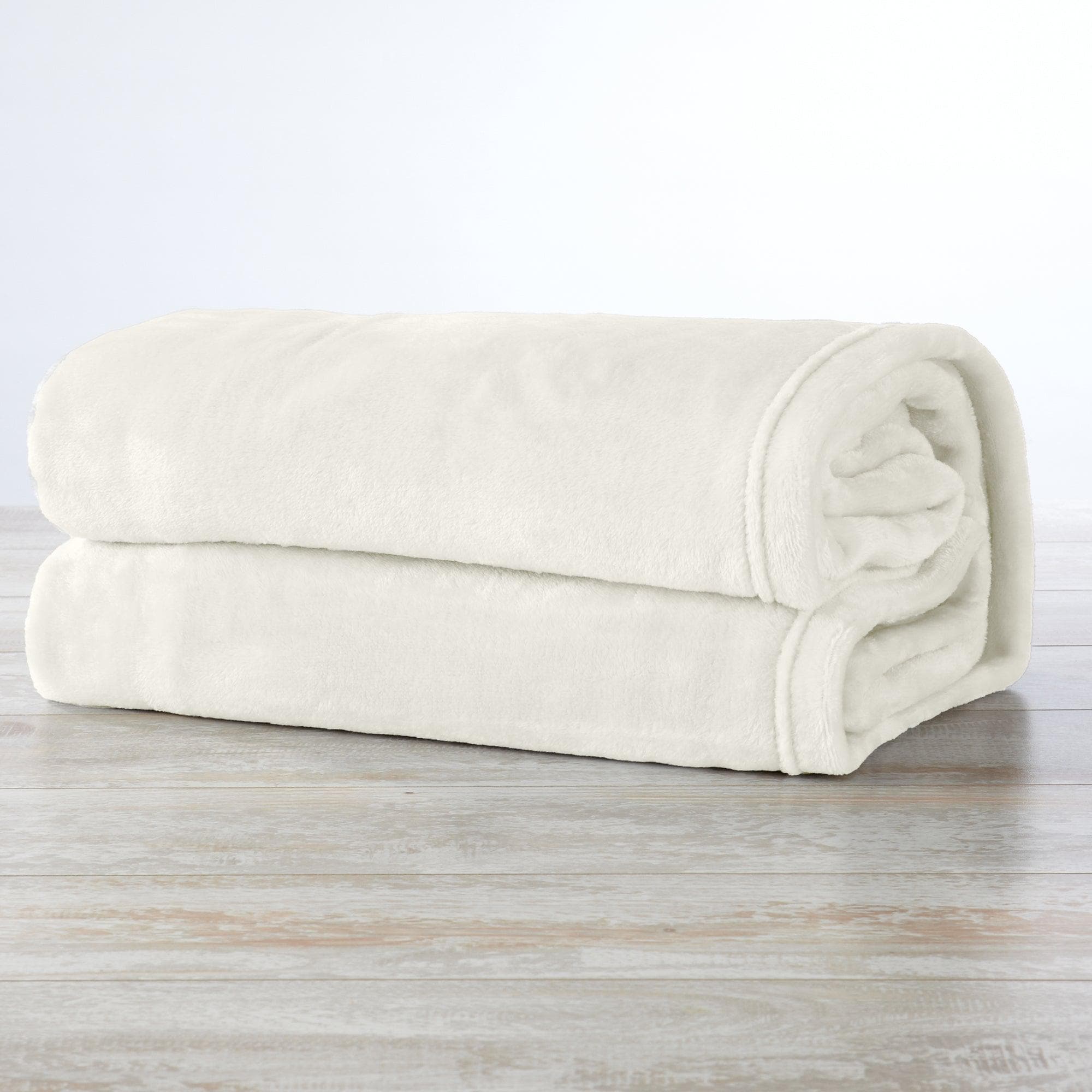 Velvet Plush Blanket - Avianna Collection - Rustic Avenue