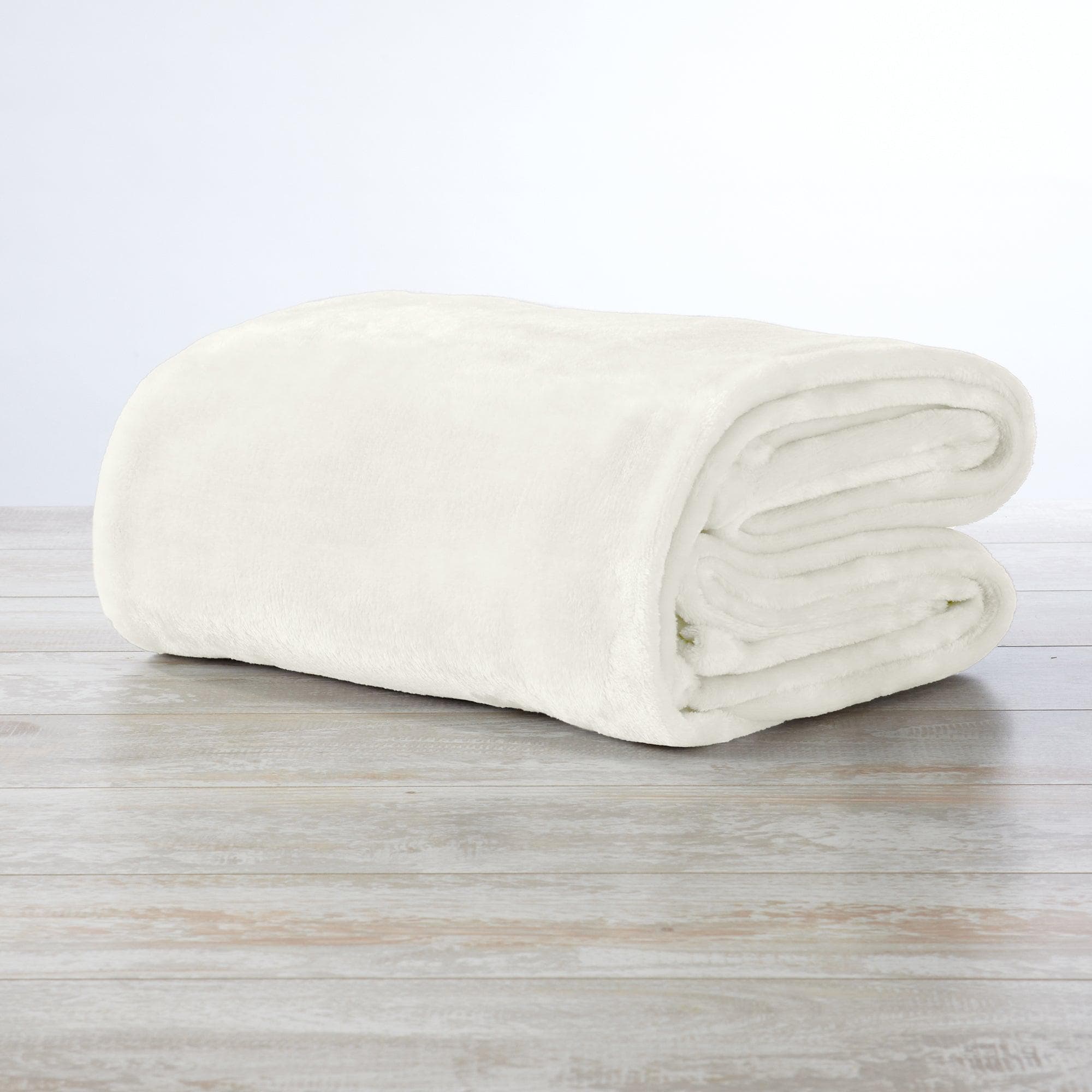 Velvet Plush Blanket - Avianna Collection - Rustic Avenue