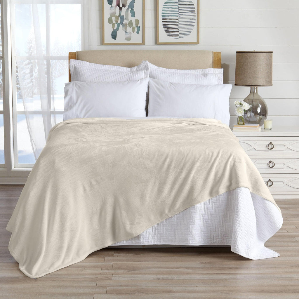 Velvet Plush Blanket - Avianna Collection - Rustic Avenue