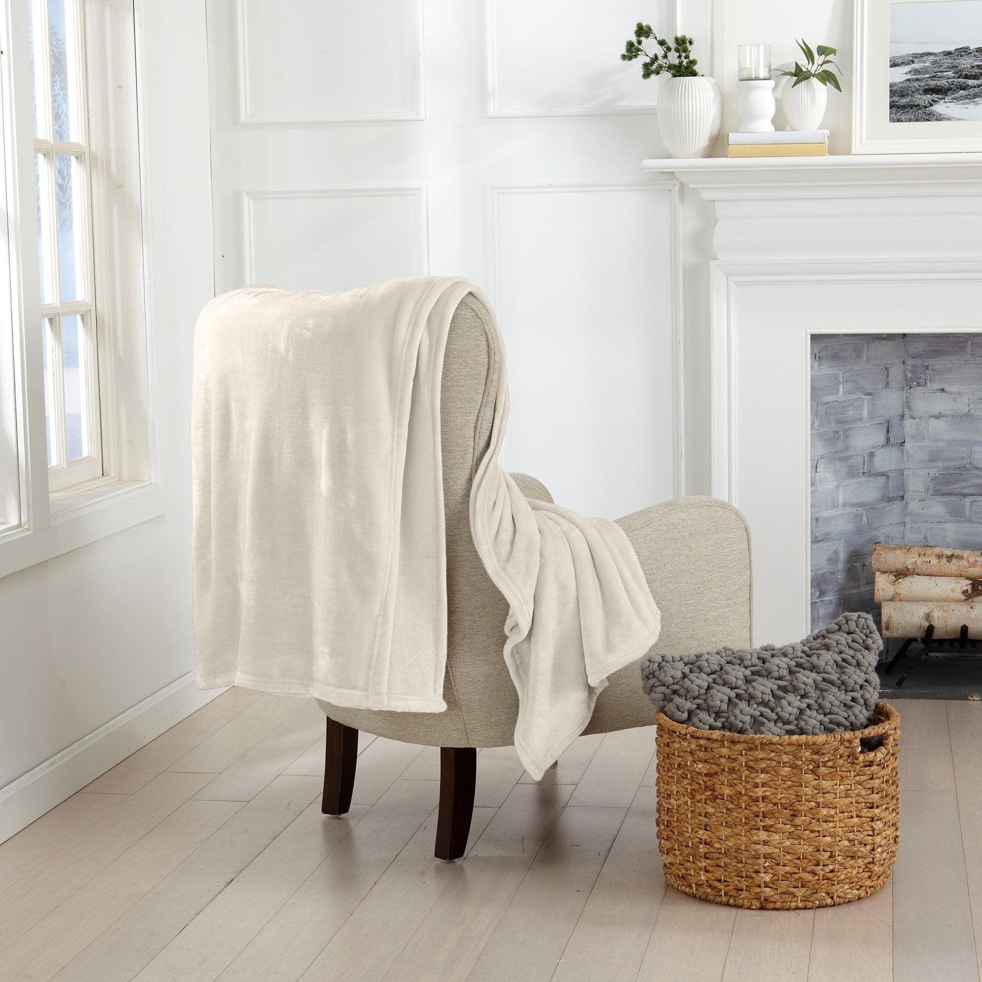 Velvet Plush Blanket - Avianna Collection - Rustic Avenue