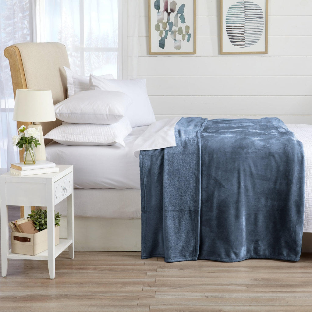 Velvet Plush Blanket - Avianna Collection - Rustic Avenue