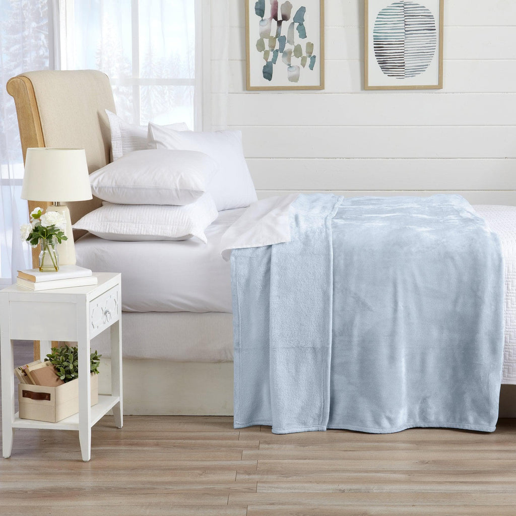 Velvet Plush Blanket - Avianna Collection - Rustic Avenue