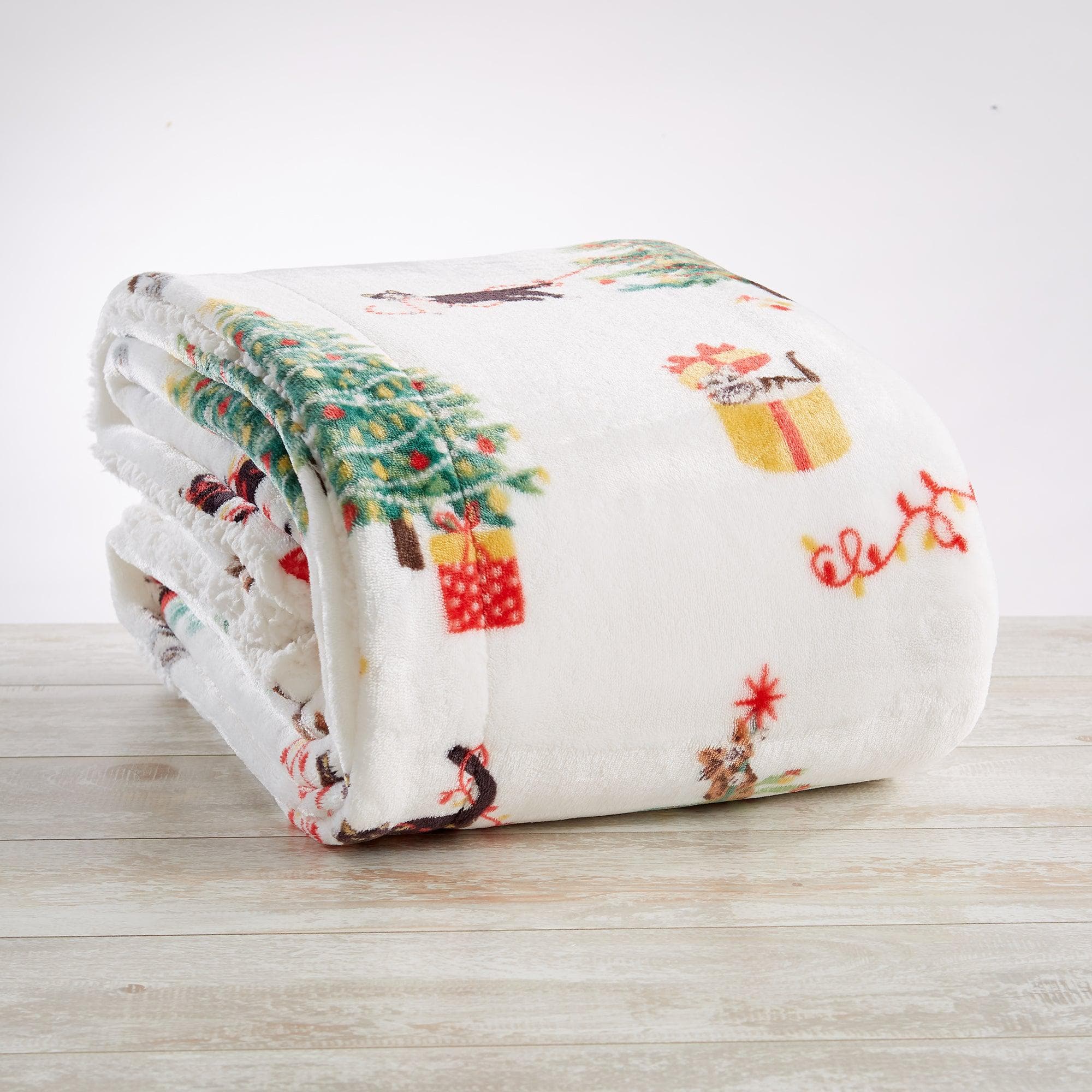 Holiday Sherpa Throw - Esmay Collection - Rustic Avenue