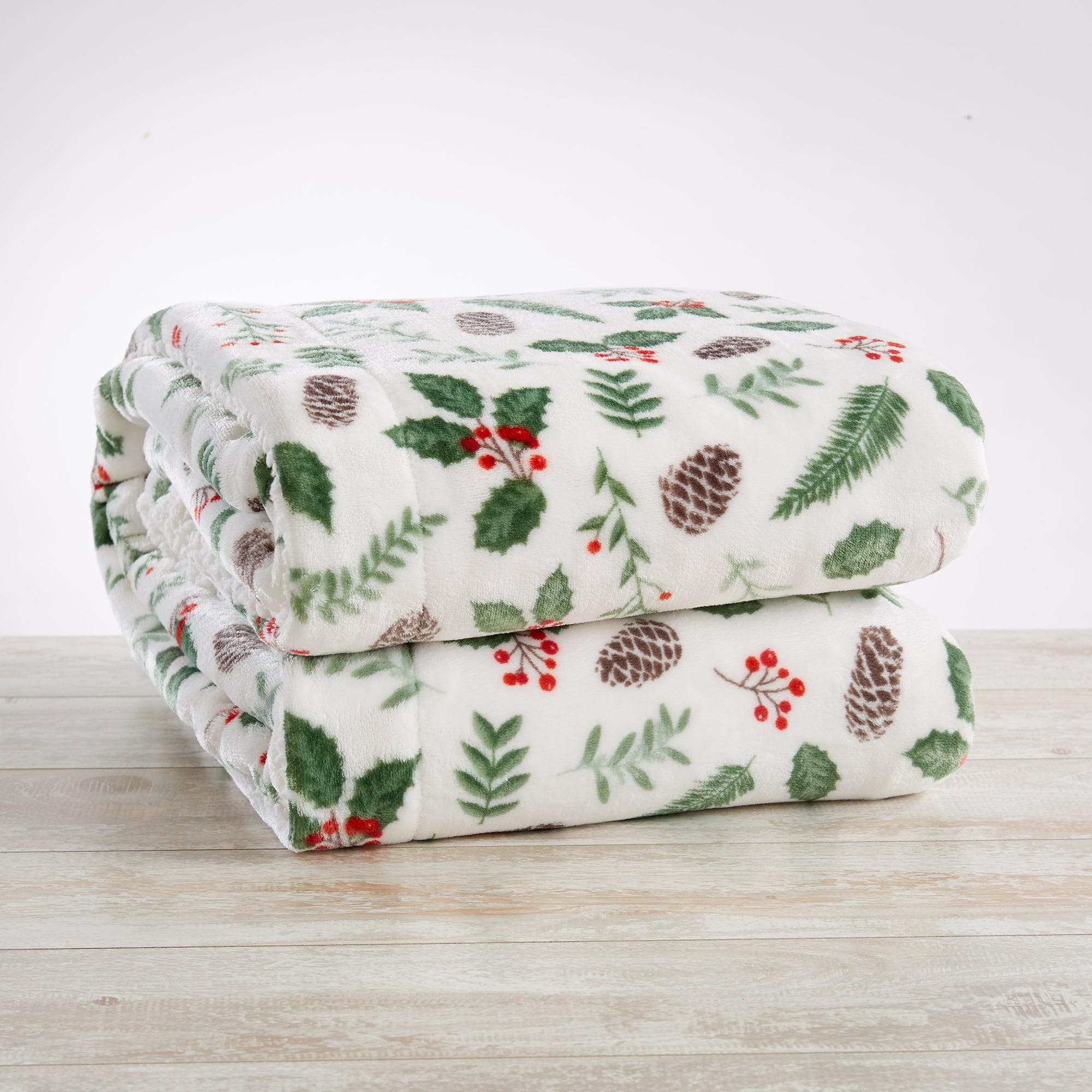 Holiday Sherpa Throw - Esmay Collection - Rustic Avenue