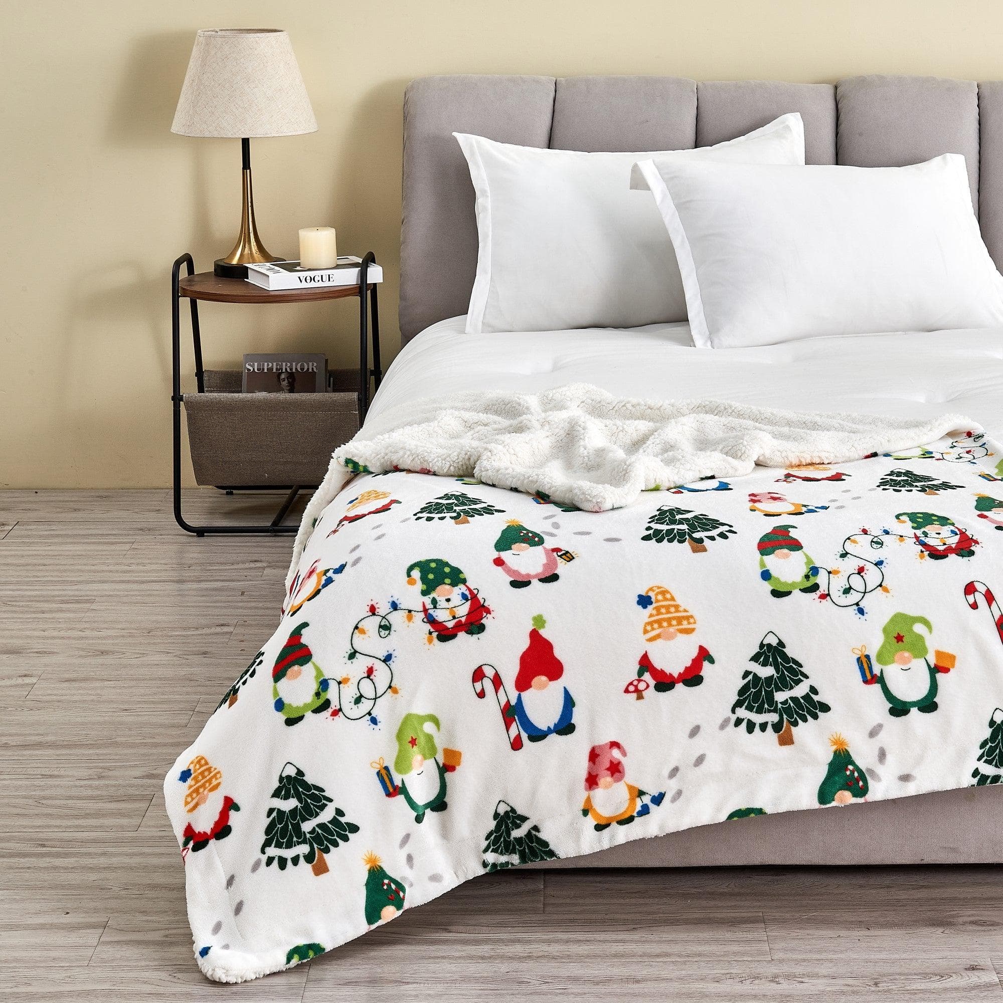 Holiday Sherpa Throw - Esmay Collection - Rustic Avenue