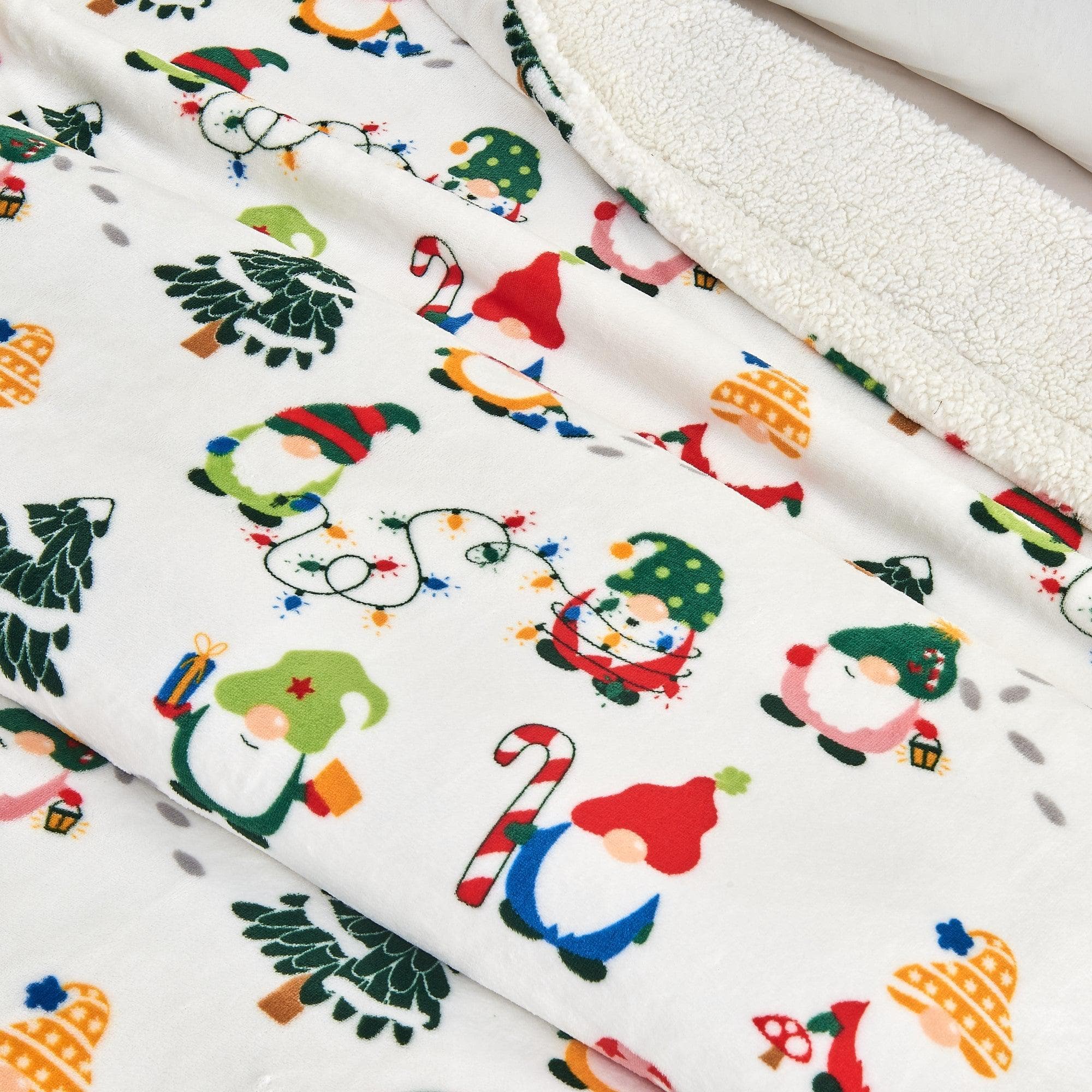 Holiday Sherpa Throw - Esmay Collection - Rustic Avenue
