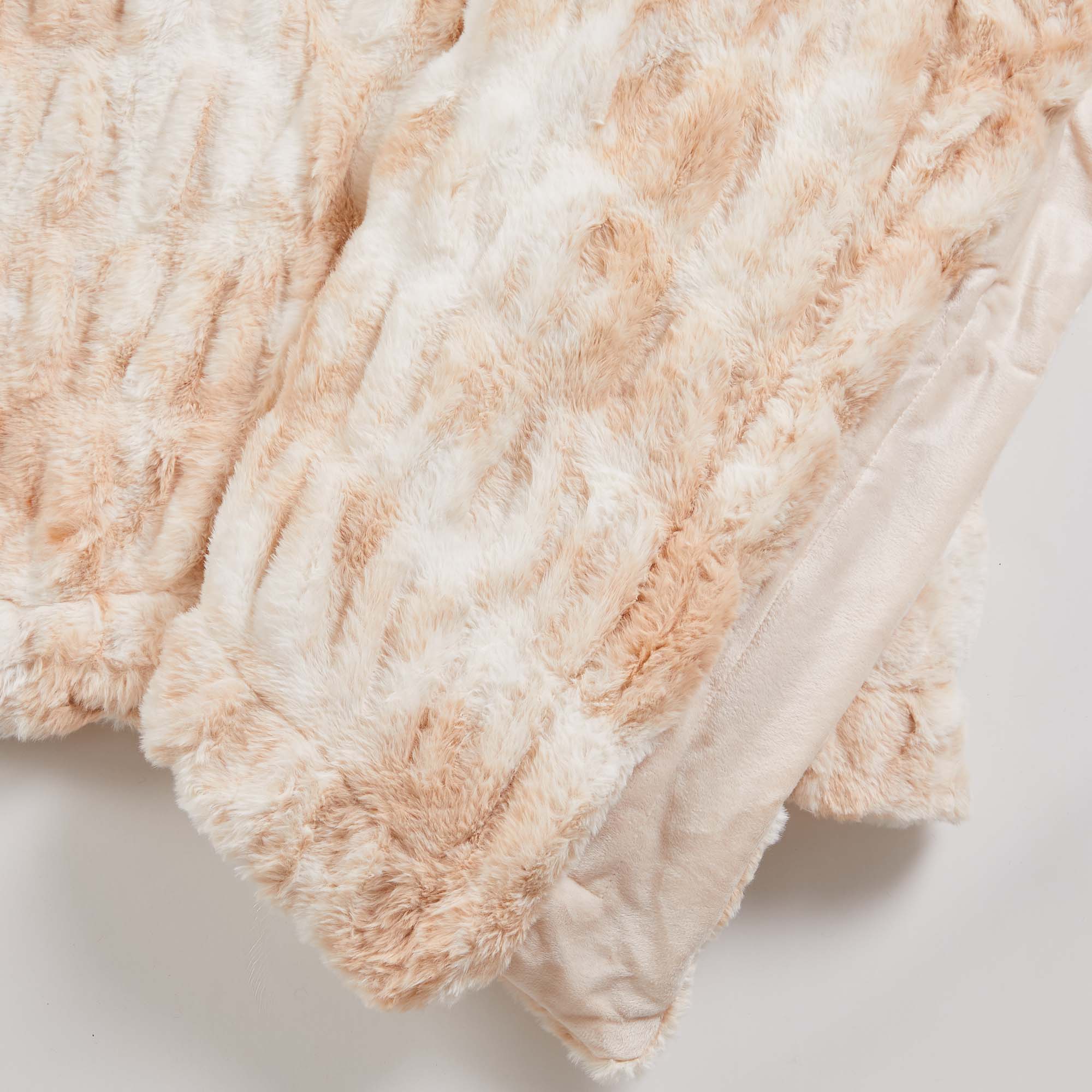 Ruched Faux Fur Throw Blanket - Alondra Collection - Rustic Avenue