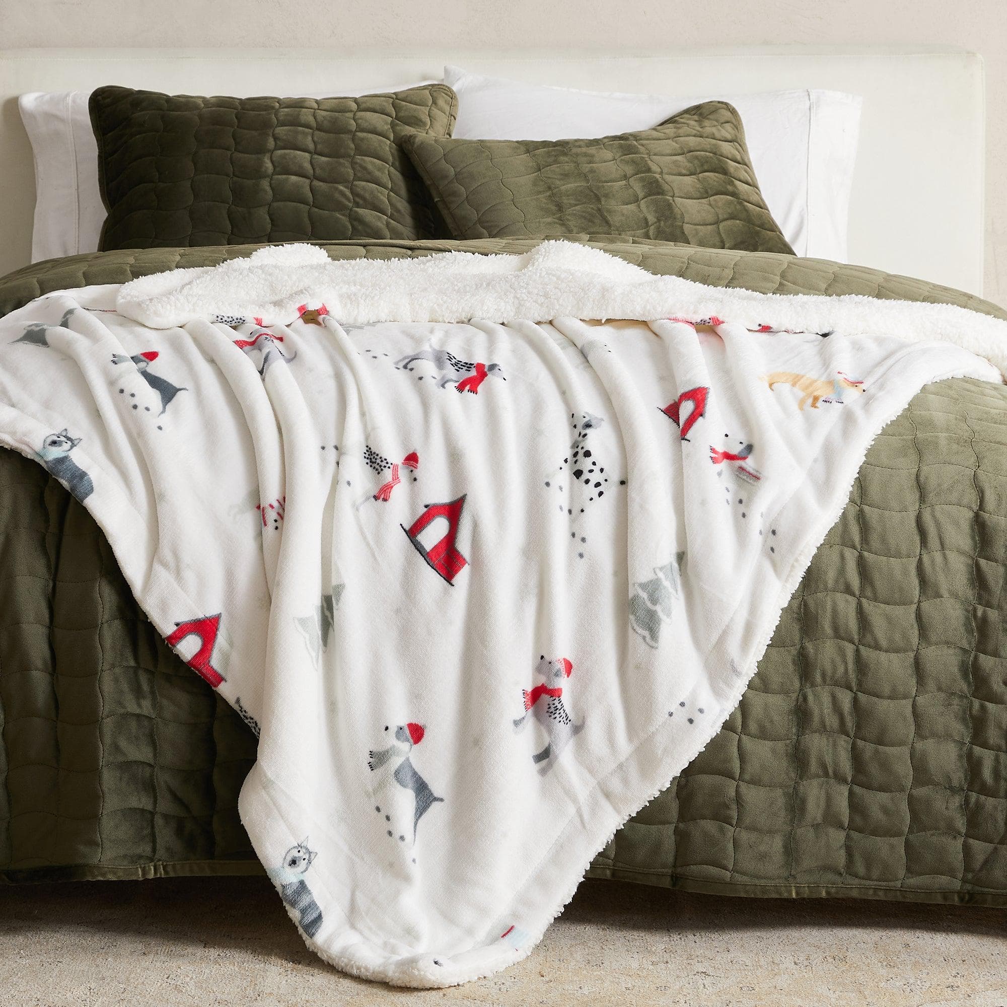 Sherpa Throw Blanket - Eve Collection - Rustic Avenue