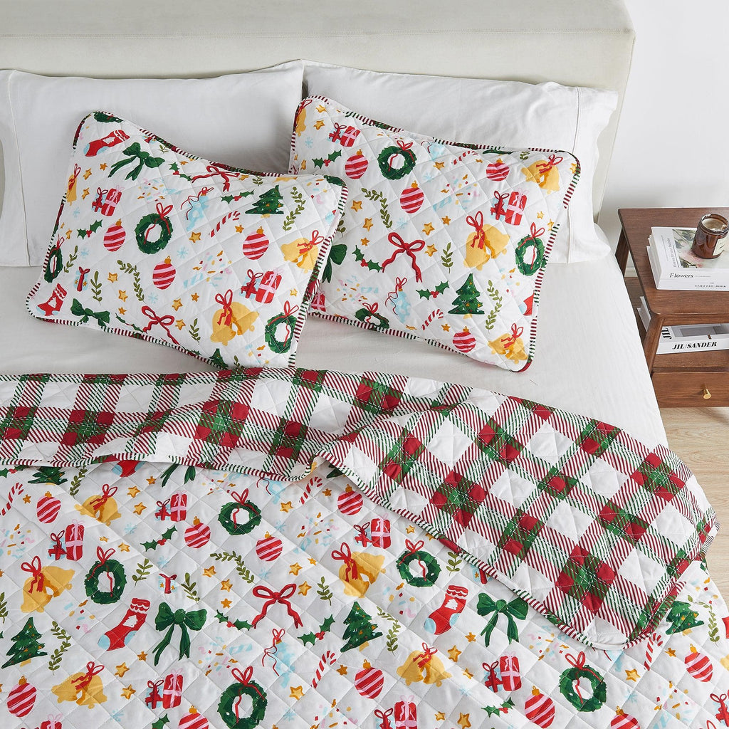 Colorful Holiday Quilt Set - Midnight Magic Collection - Rustic Avenue