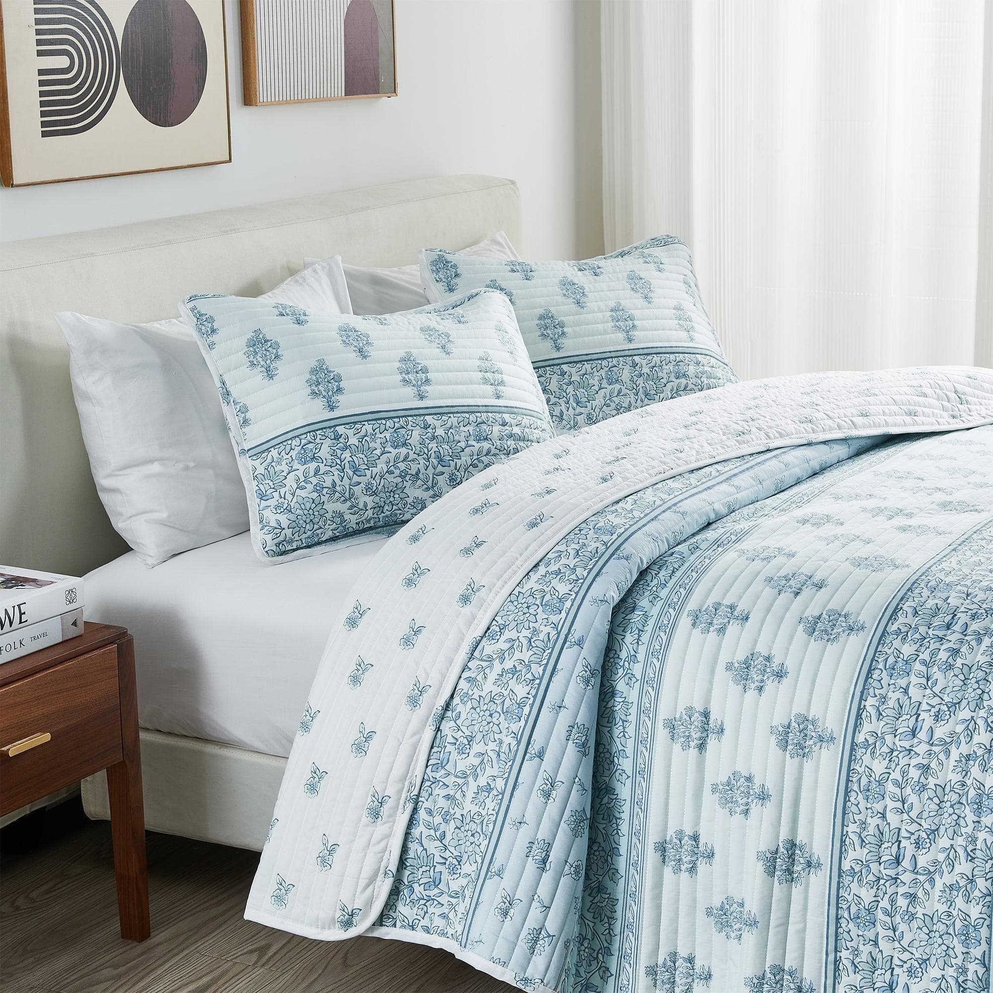 Floral Striped Microfiber Quilt Set - Hermine Collection - Rustic Avenue