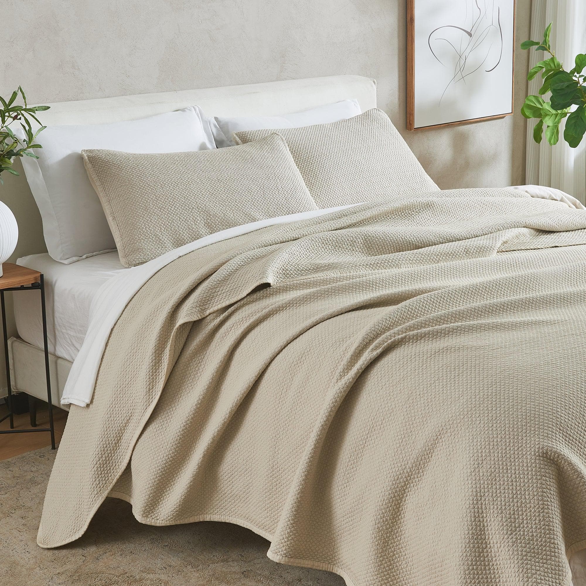 Stonewashed Relaxed Quilt Set - Vittoria Collection - Rustic Avenue