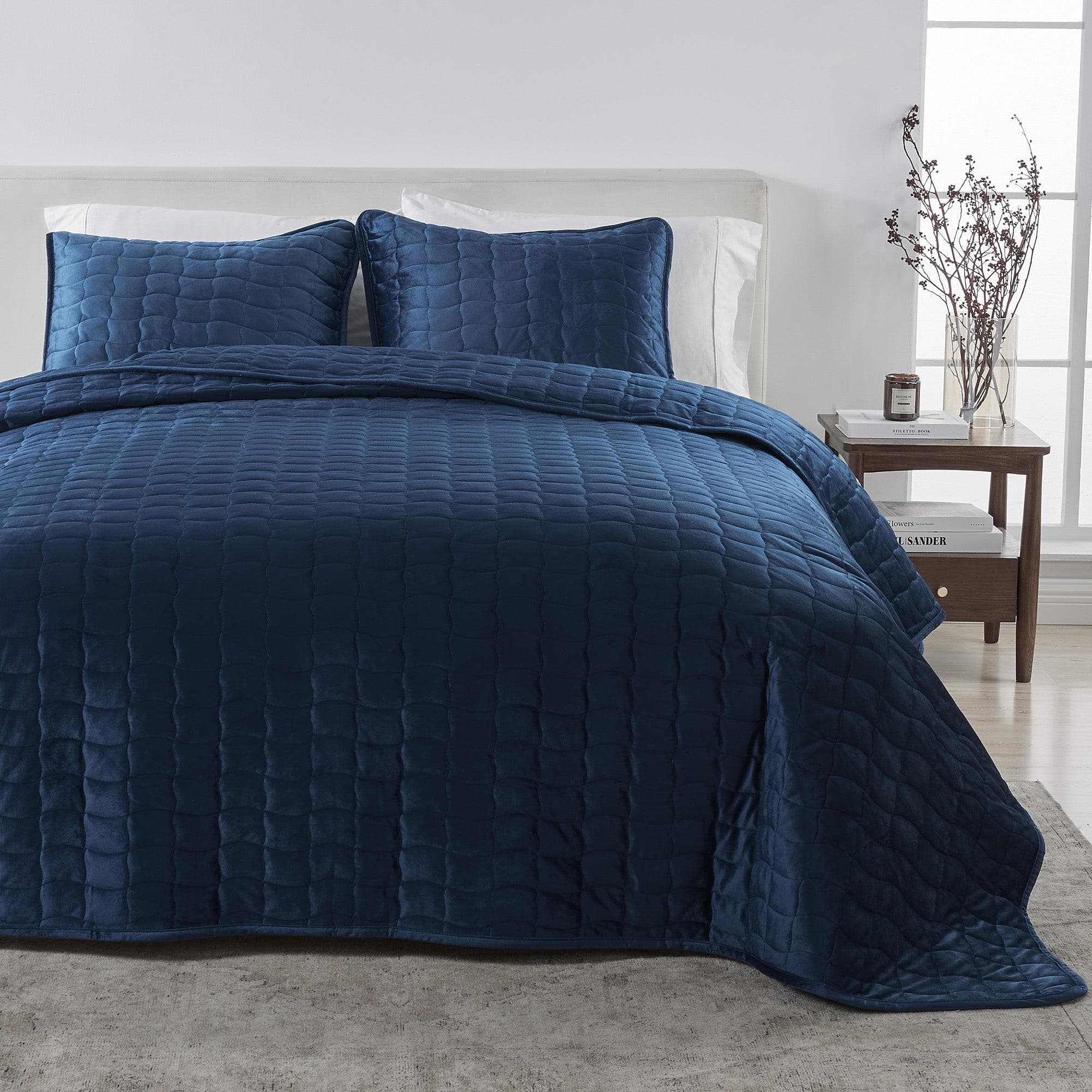 Velvet Box - Stitched Quilt Set - Vivica Collection - Rustic Avenue