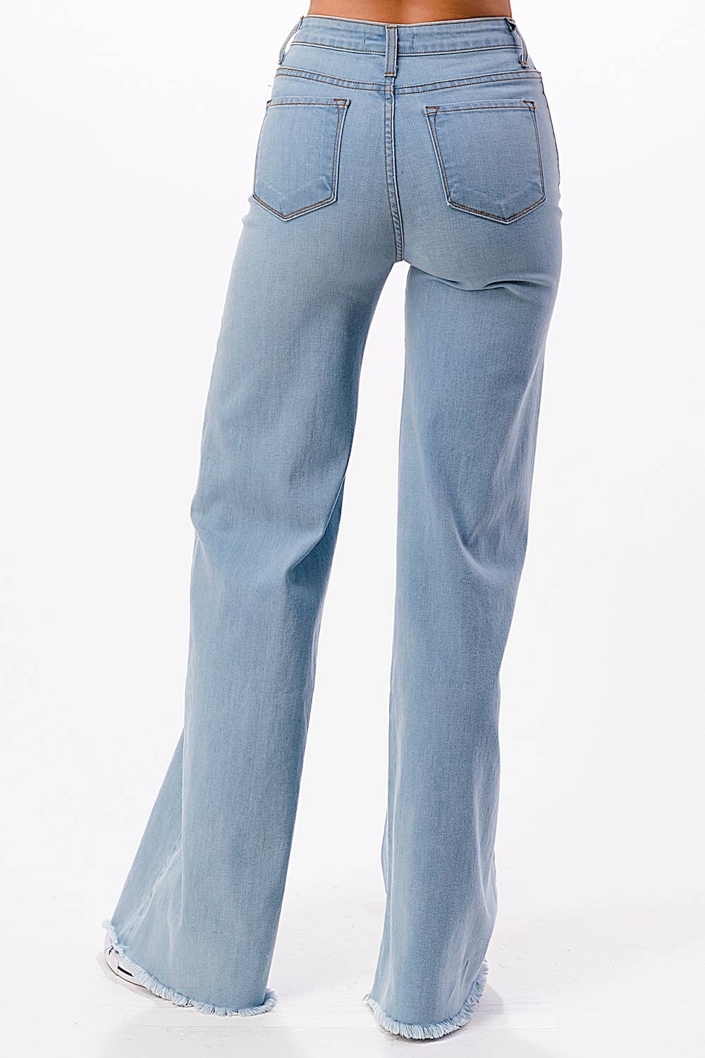 O2 Front Seam Wide Leg Denim Jeans - Light Wash